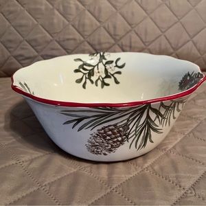 Better Homes and Gardens Heritage collection Winter Frost 10” serving bowl